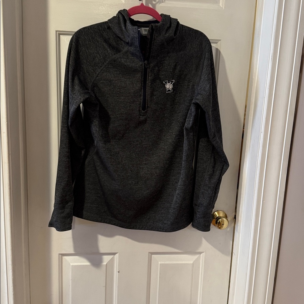 Gray Pullover Hoodie Yale University Merch